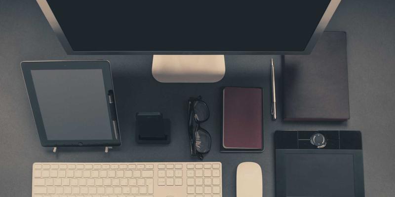 AI赋能创意内容生成：从工具到思维的全方位革新